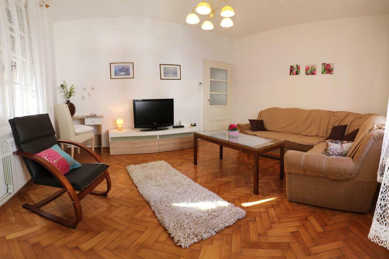 Arena Festival Apartman Póla Kültér fotó