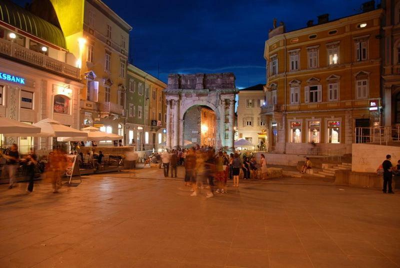 Arena Festival Apartman Póla Kültér fotó